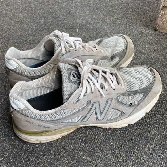 New Balance Other - New Balance 990v4